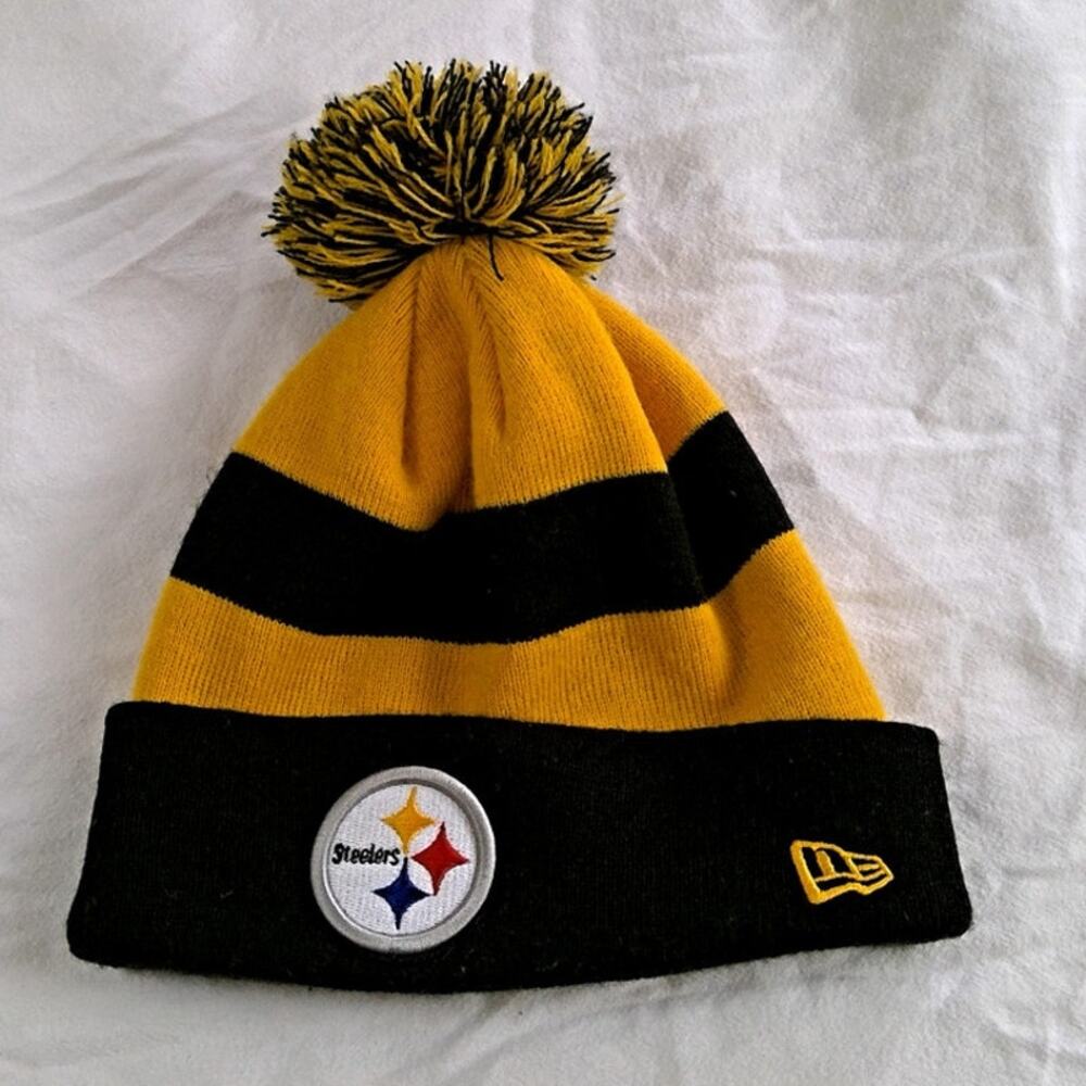 New Era Pittsburgh Steelers Beanie/Winter Hat One Size Black/Yellow NFL